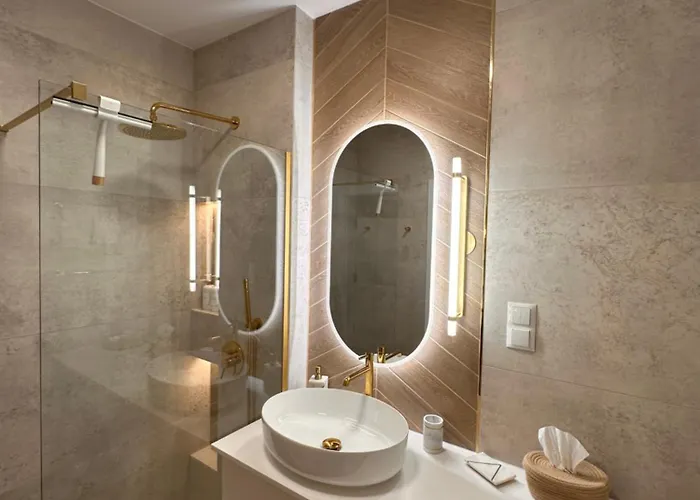 Paryska Apartment Jelenia Gora